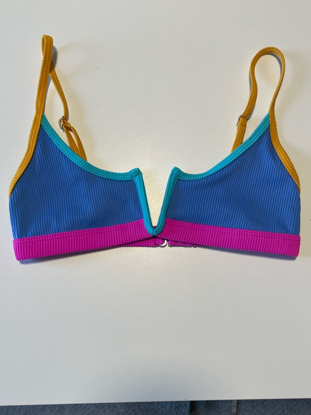 OneOne Jenna bikini top in Bondi color block. Size Small